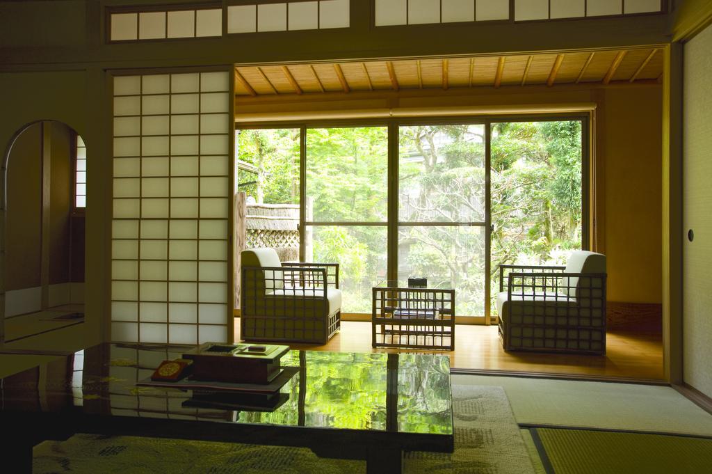 Ryokan Showaen Beppu